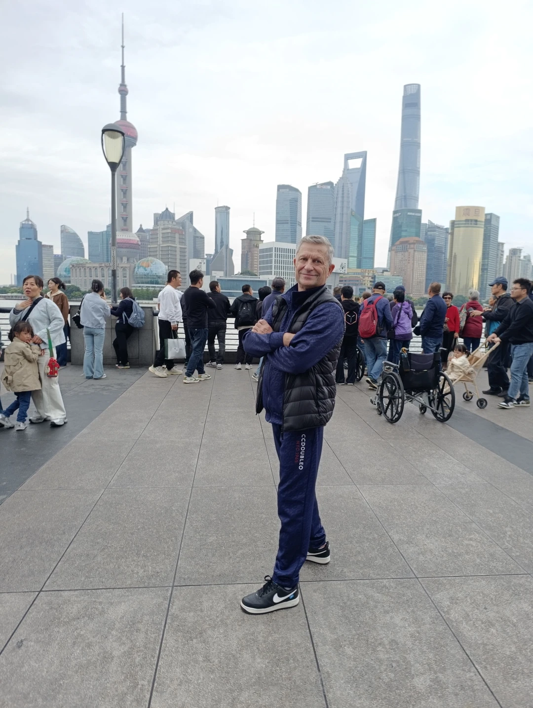 Нам очень понравилась экскурсия. Встретили прямо на выходе из аэропорта с табличкой и проводили в комфортный