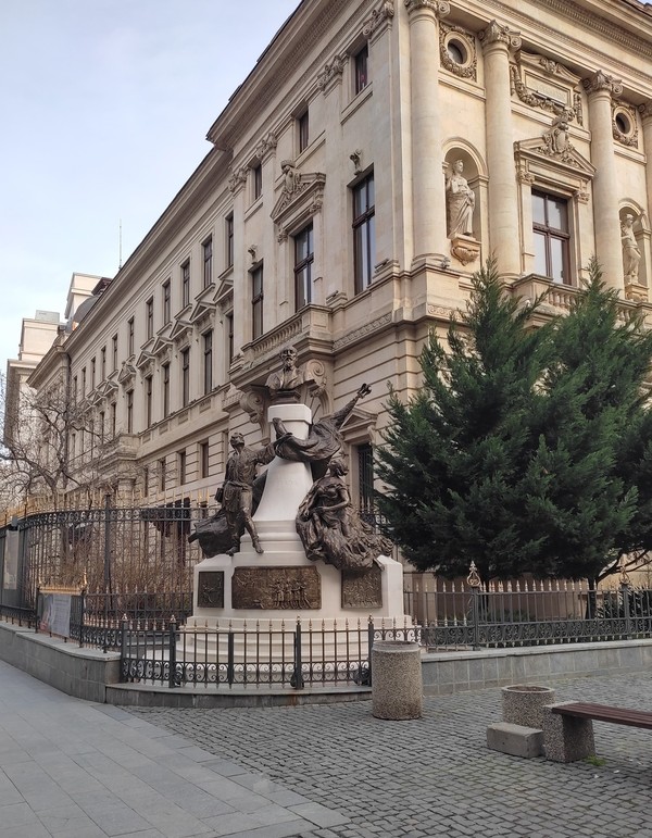 Бухарест: самое главное за 2,5 часа