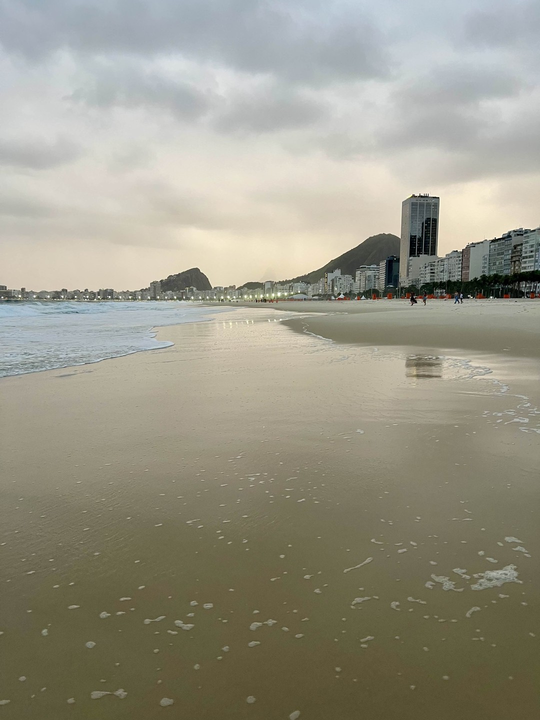 Однозначно рекомендую. Нашим гидом была Оксана, очень харизматичная, коммуникабельная. Подача материала интересная 👍