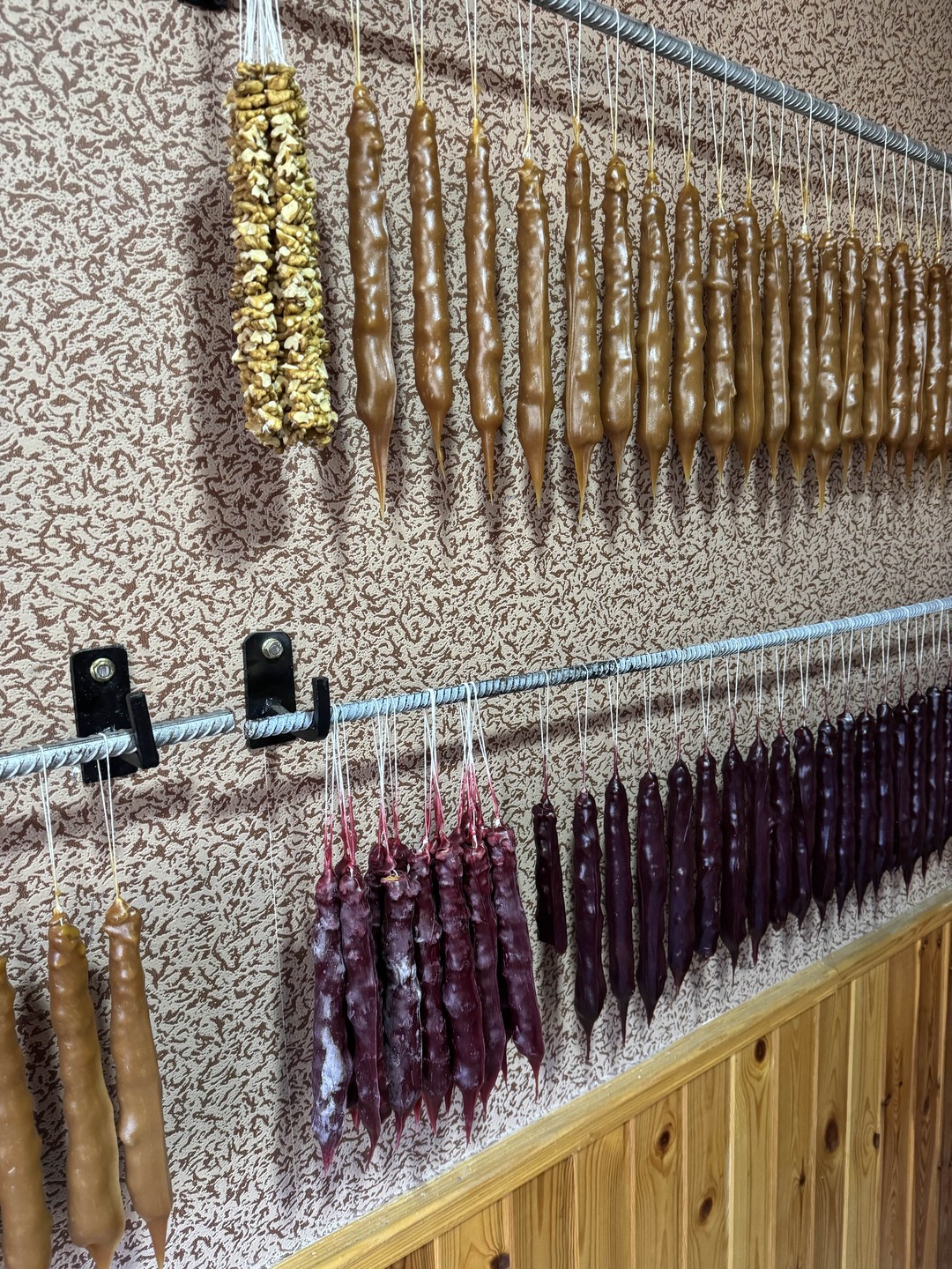 Экскурсия проведена для семьи. Замечательный маршрут. Посетили женский монастырь, посетили семью с вкуснейшей дегустацией грузинского домашнего