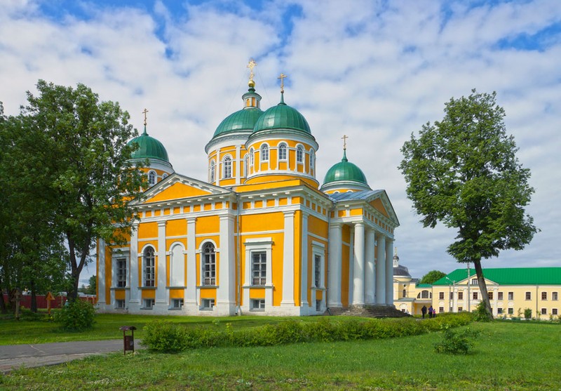 Тверь сквозь столетия