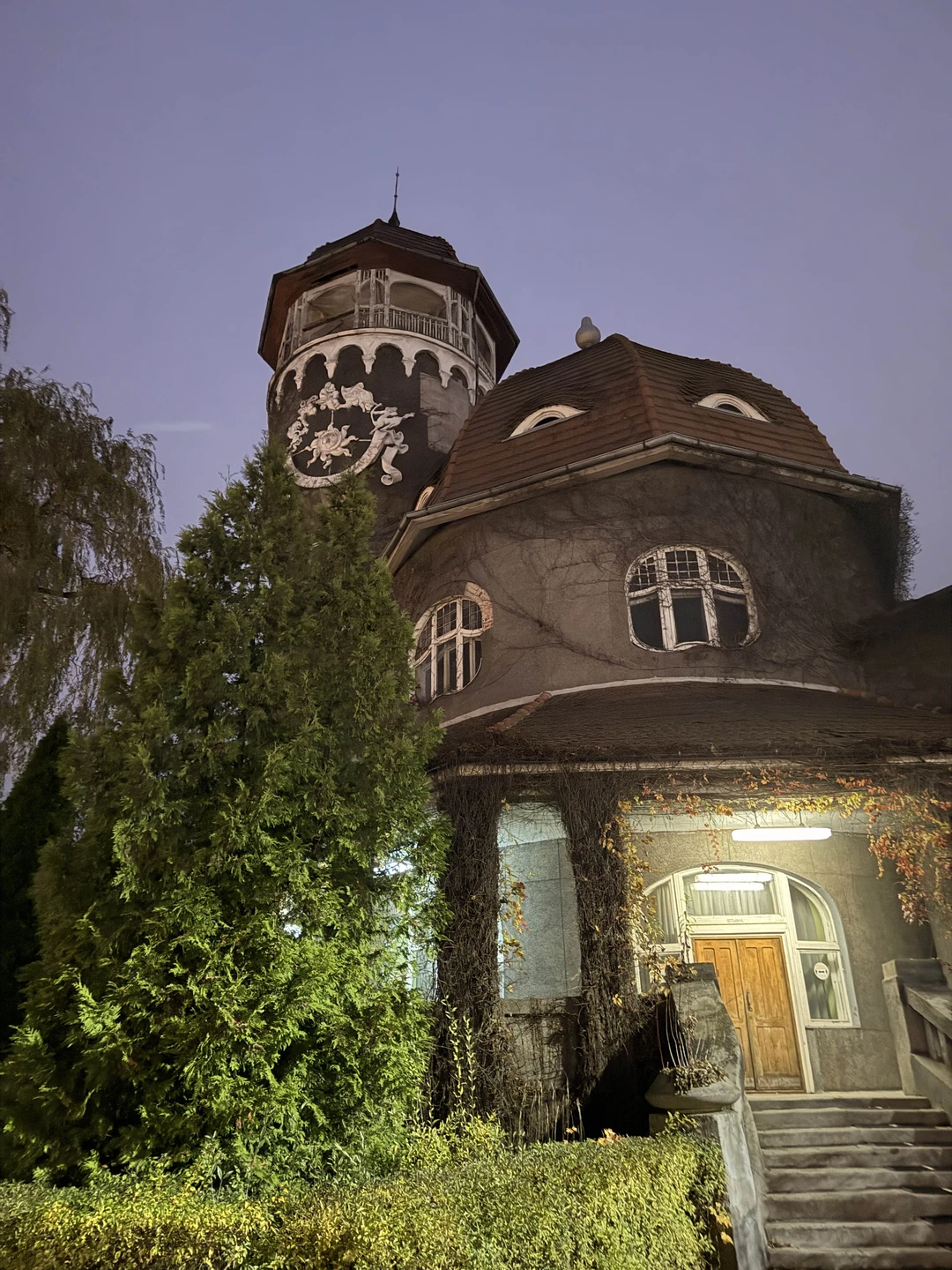 Вчера я побывала на экскурсии «Самый медленный город России: прогулка по Светлогорску» от Tripster — и