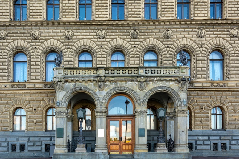 Виды Экскурсия по Владимирскому дворцу — Дому учёных