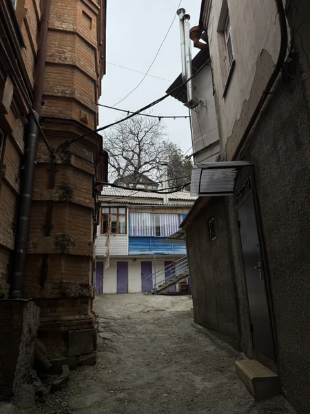 Надежда такой гид, с которым не хочется расставаться)) Нас очень увлек ее рассказ, видно, что человек