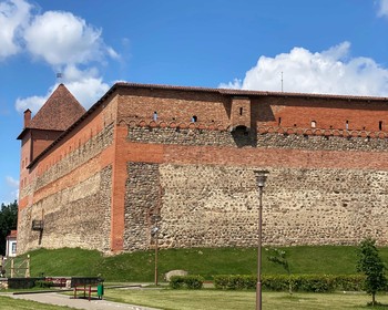 Гродно, Лидский замок, возвращение в Минск