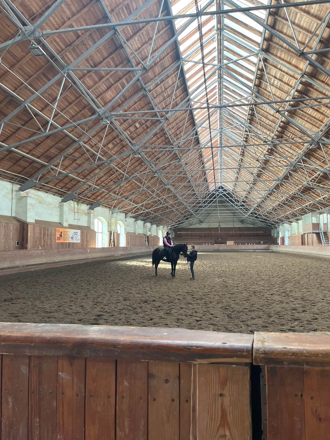Мы побывали в доме Канта, на конезаводе, в районе сколковцев)) и в Гусеве! Было очень интересно,