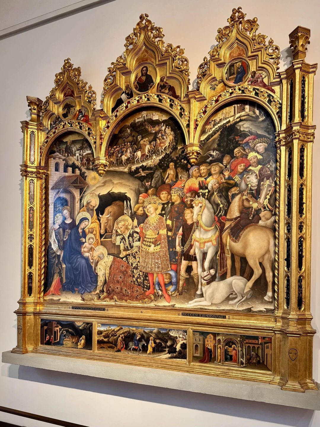 Галина прекрасный гид с искусствоведческим образованием, который учтет все ваши пожелания, прекрасный и тактичный собеседник. Экскурсия