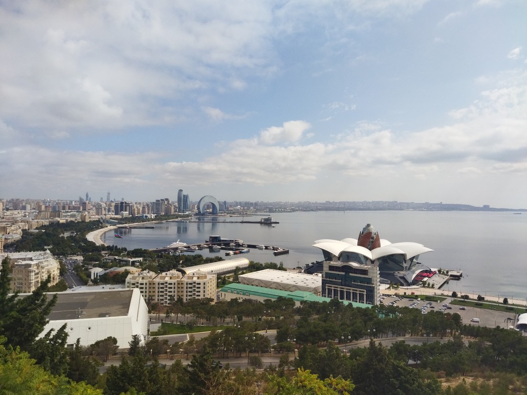 С ветерком по Баку и вокруг (Марина)