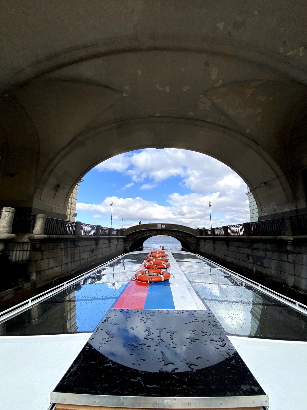 По каналам Северной столицы на теплоходе (с аудиогидом) (6/9)