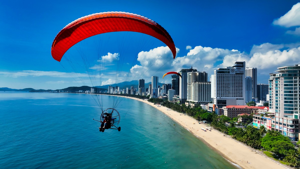 Полёт на парамоторе над Нячангом - с инструктором и GoPro-съёмкой