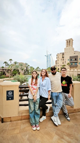 Как уже многие писали, Максим оставил только приятные впечатления! Рассказ был насыщенный и увлекательный, подача лёгкая