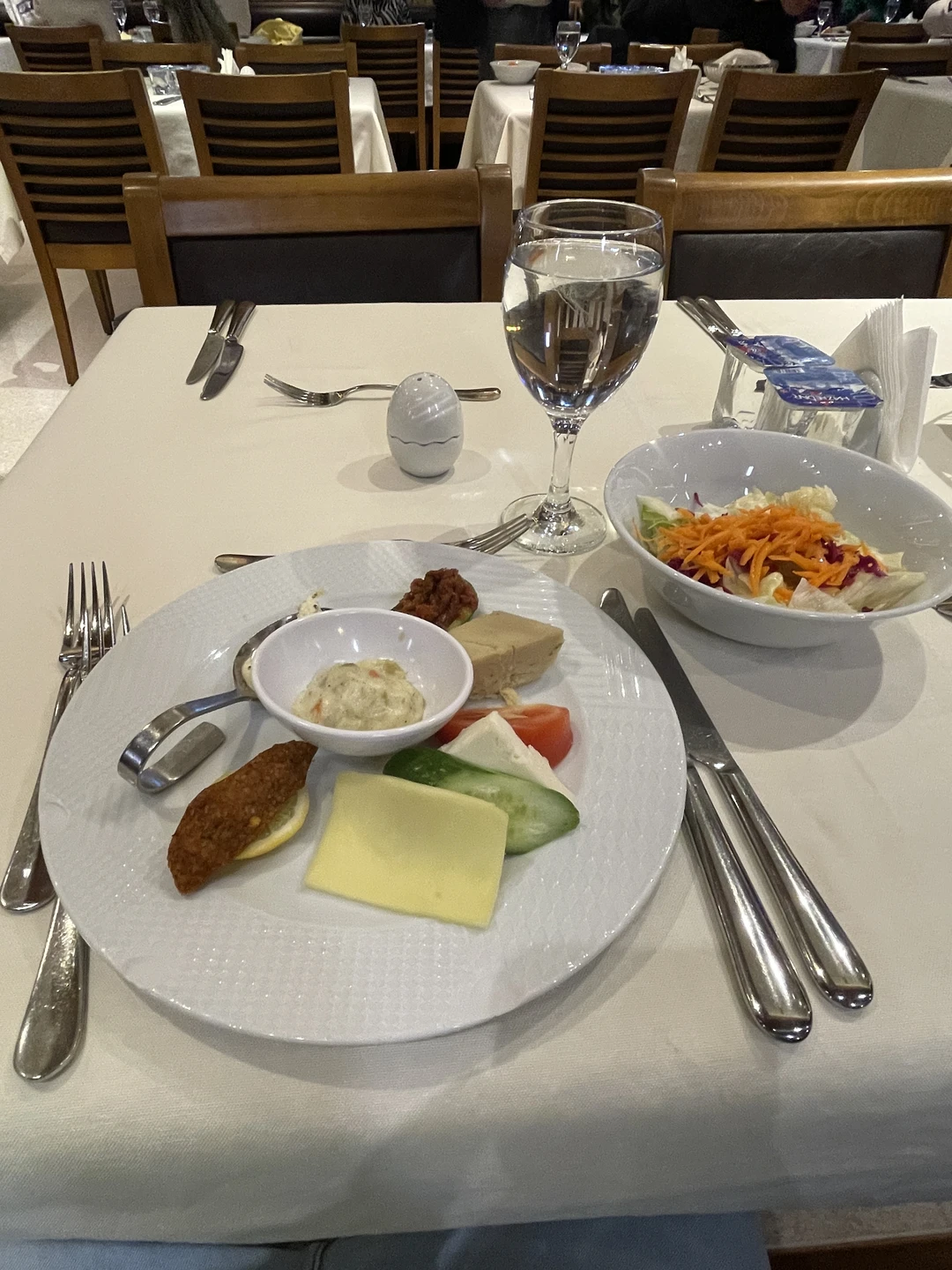 По вечернему Босфору на круизном лайнере (Артем)