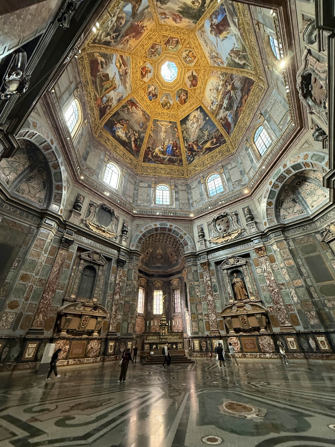 Все о Флоренции красивые виды улицы и интересный рассказ историка раскроют город по другому и оставят вам отличные эмоции и хорошее настроение