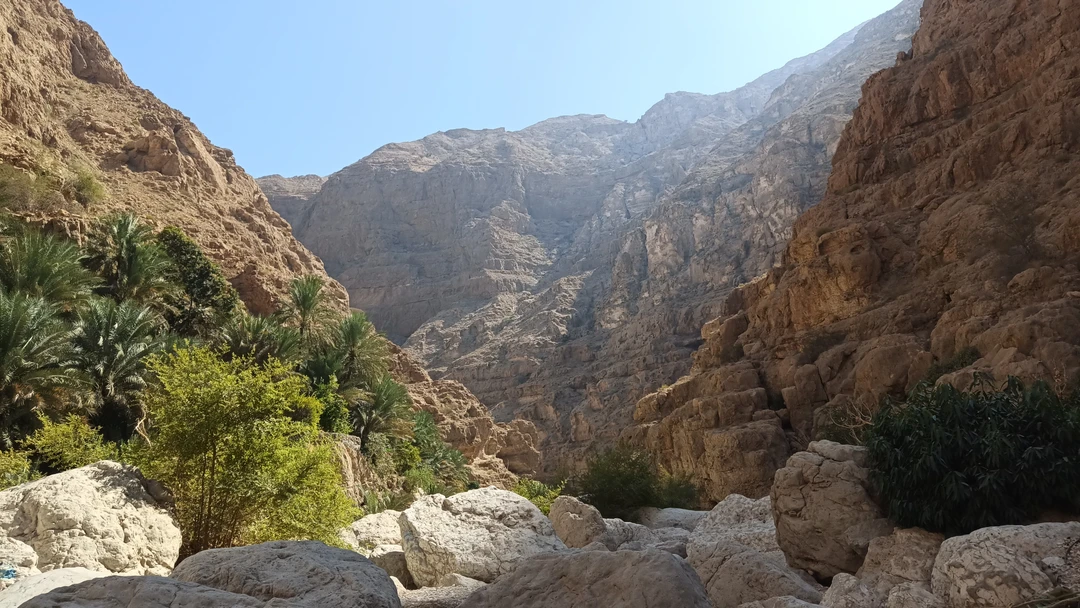 Большое спасибо гиду Марине! Очень интересное путешествие. Уважительное и заботливое отношение к туристам. Узнал много информации