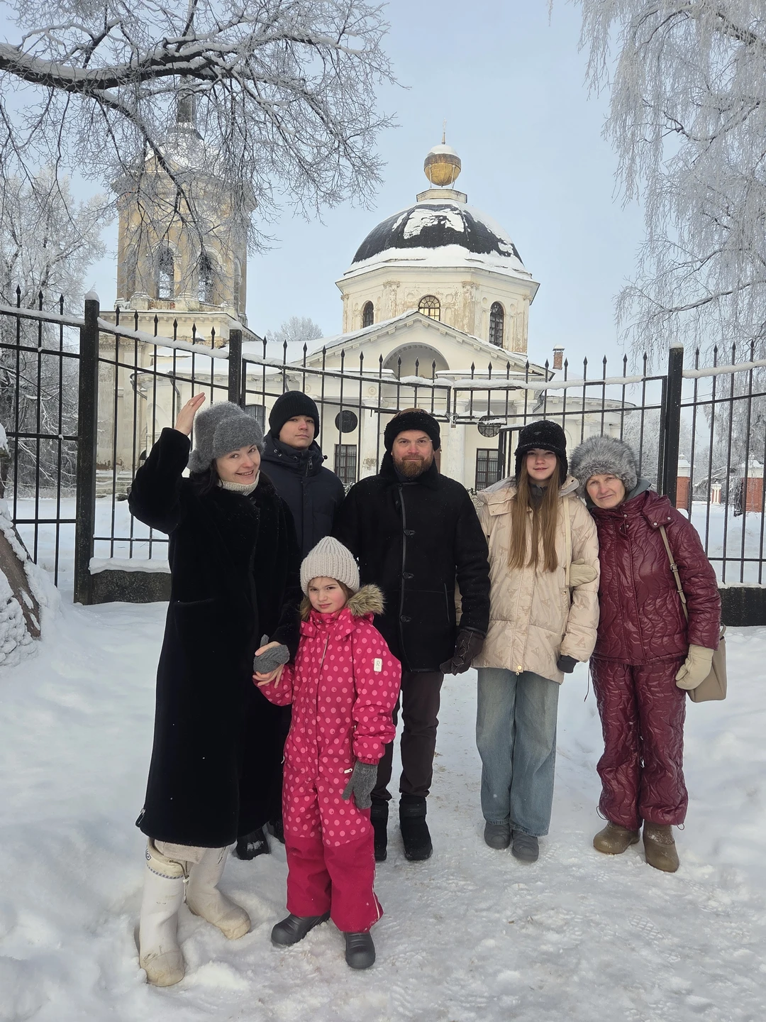 Были в Яропольце с Натальей 17 января и остались очень довольны экскурсией, профессионализм нашего экскурсовода, ее