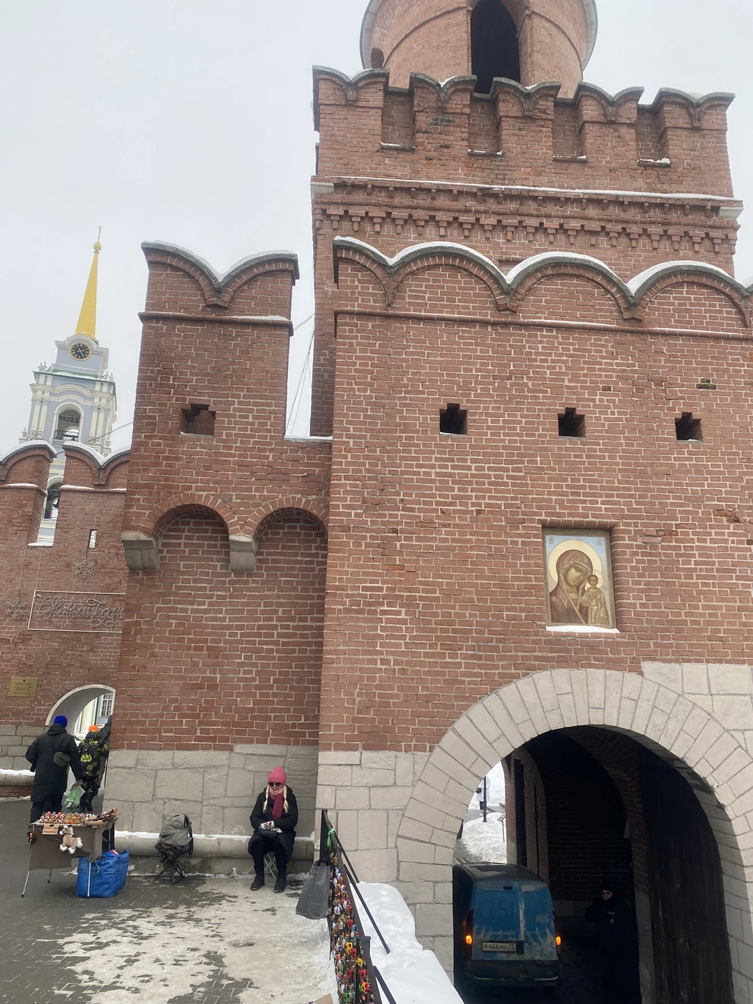 Очень довольны экскурсией и гидом Татьяной. Было не скучно, информативно и интересно. Татьяна провела нас по