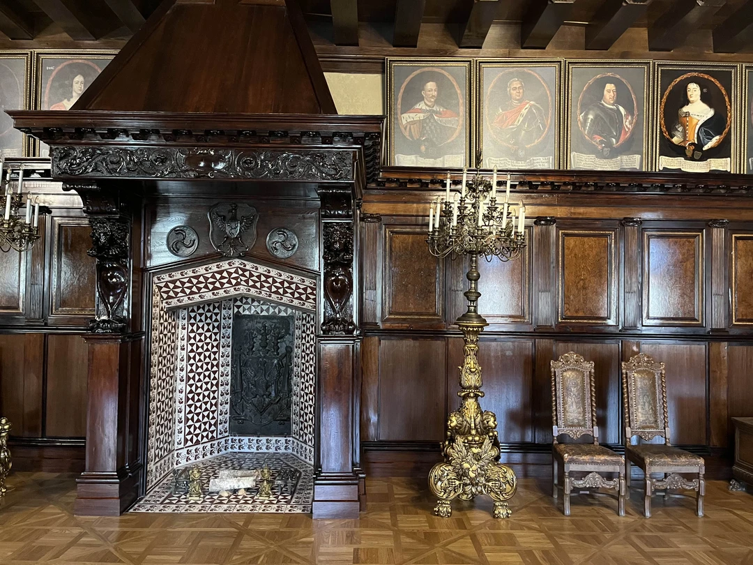 Из Минска - в старинные замки Мир и Несвиж (Олег)