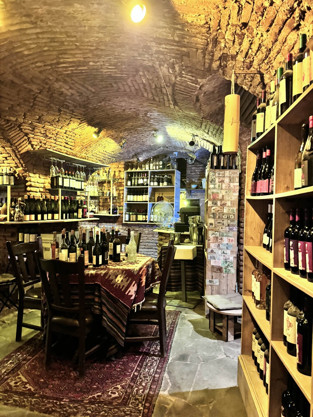 Хочу выразить огромную благодарность гиду за потрясающую экскурсию. За один день увидели очень много красивых достопримечательностей