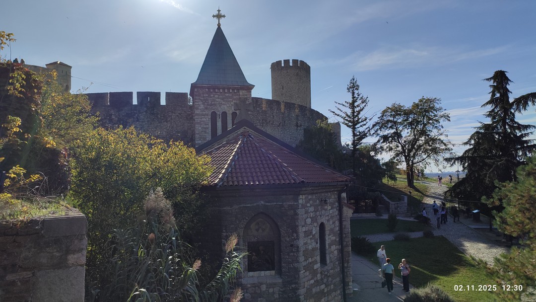 Великолепно проведённая экскурсия. Море разнообразной и интересной информации. На самые неожиданные темы и интересы. И главное