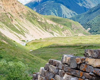 Долина реки Ардон, святилище Уастырджи, прогулка по Кассарскому ущелью