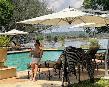 Прибытие в Зимбабве