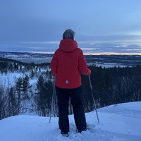 Фото отзыва 1: экскурсия "Яркая вечерняя прогулка по горе Горелой на снегоступах"