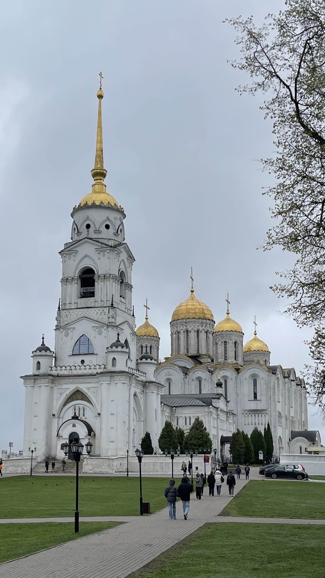 Познакомиться с Владимиром и фресками Рублёва в Успенском соборе на групповой экскурсии (Игорь)