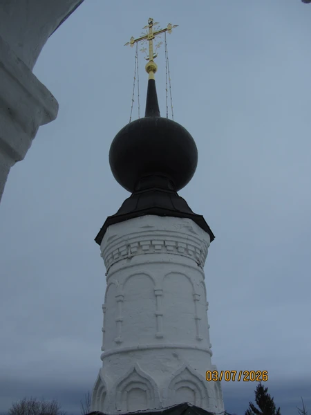 От всей души огромное спасибо за незабываемую прогулку по тихому Суздалю, по совершенно очаровательным и уютным