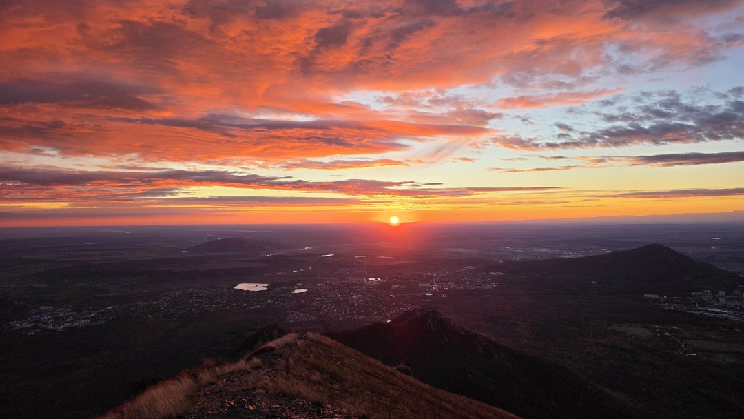 Рассвет на горе Бештау (Наталья)