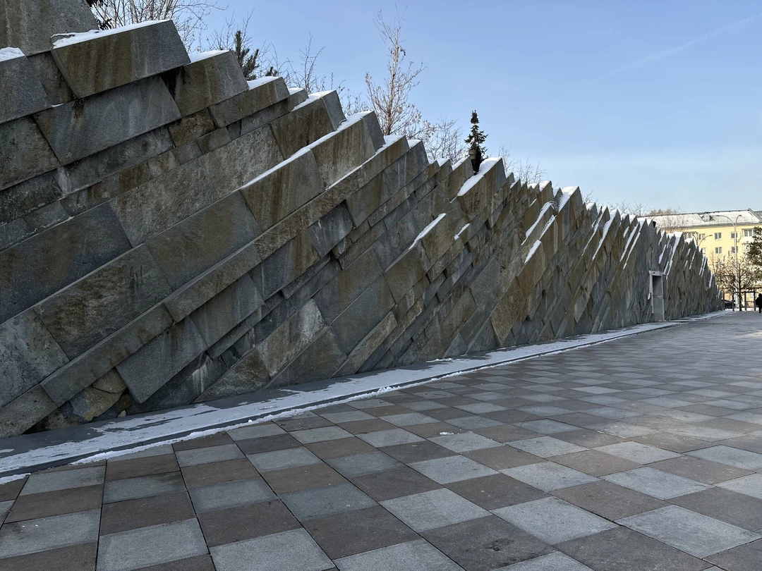 Благодарим Сергея за отличную экскурсию по г. Кемерово. Замечательный молодой человек, знающий и любящий свой родной