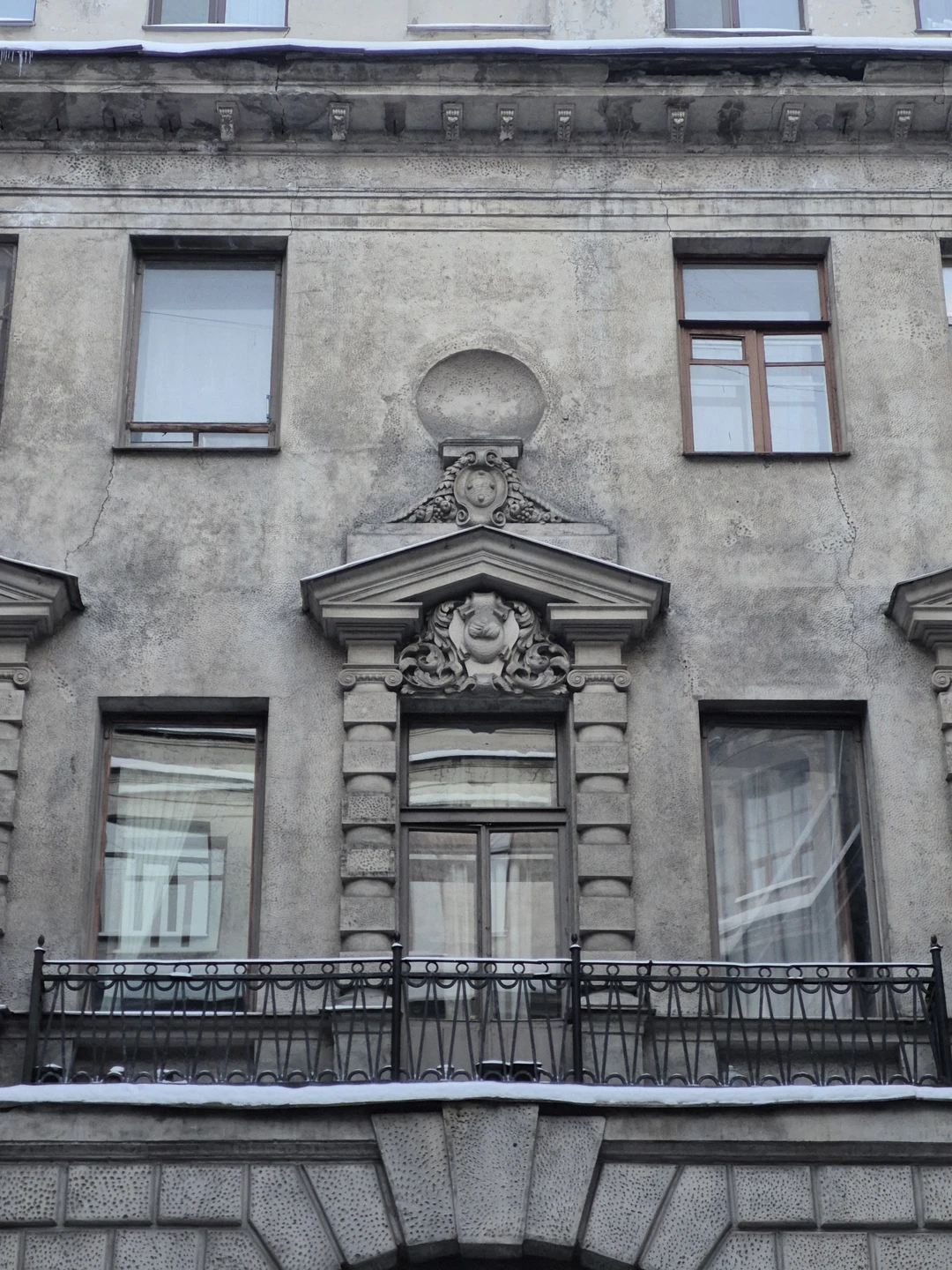 Секреты Петроградской стороны: дворы-колодцы, парадные и доходные дома (Ирина)