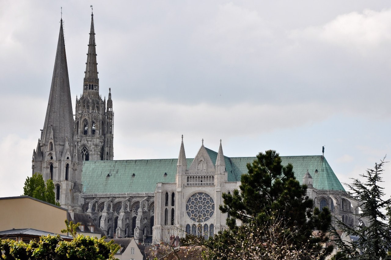 Шартр (Chartres) — готика и шарм французской провинции