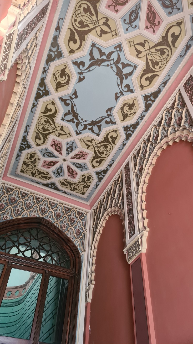 Старый Тифлисъ в домах и судьбах (Елена)