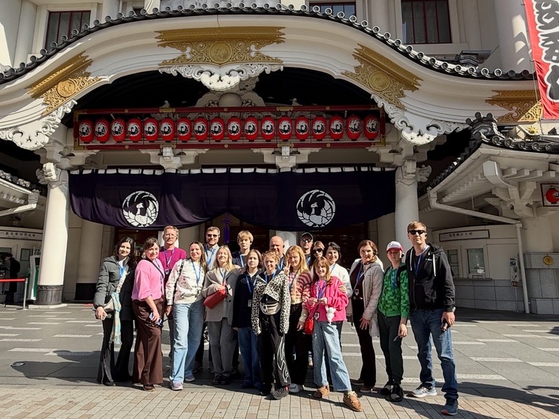 Элена просто потрясающая девушка. Наша компания провела с ней два дня. Сложилось ощущение, что мы давние