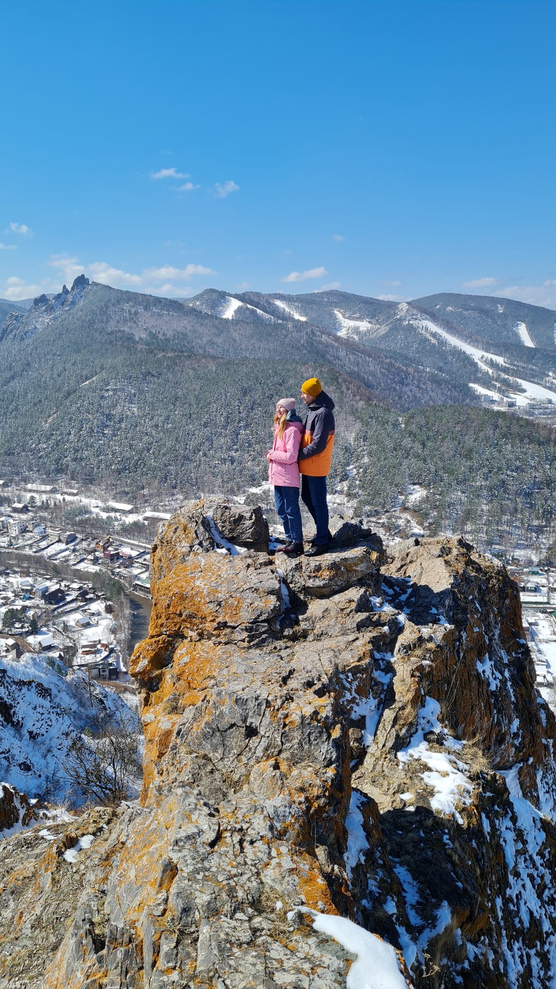 Панорамы Красноярска: Торгашинский хребет (Алиса)