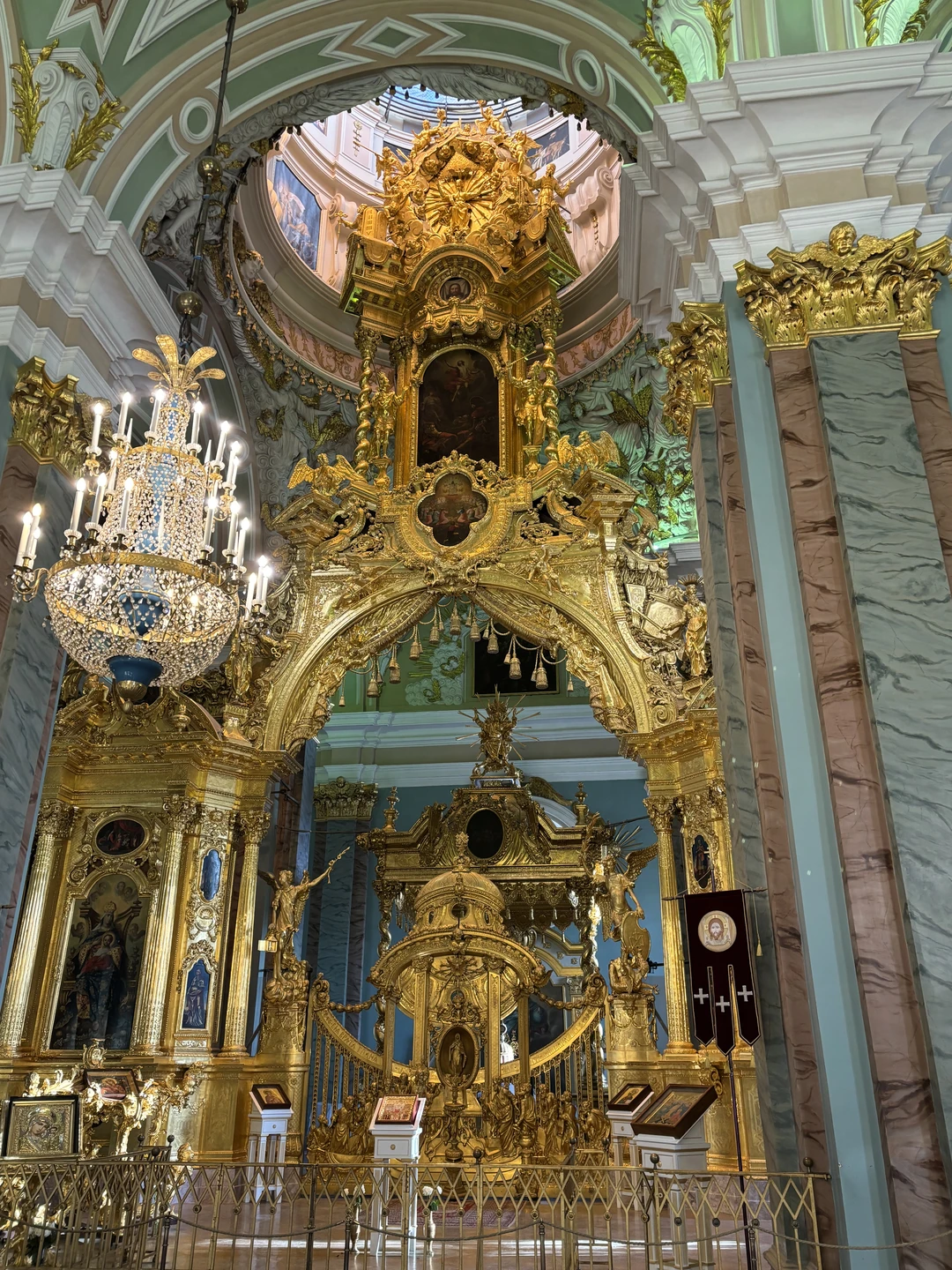 Получила огромнейшее удовольствие от данной экскурсии, узнала много новых и интересных, а порой и неожиданных для