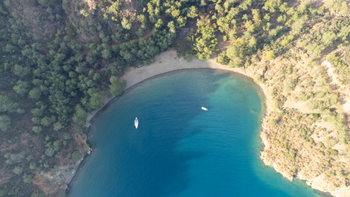 Бухта Капи-Крик: купание в море и прогулки по холмам