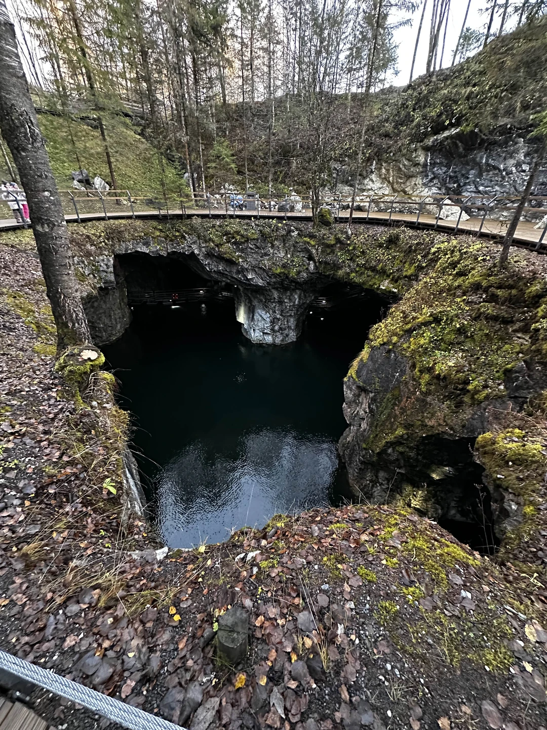 Я прекрасно провела время! Всем советую. Очень интересно и красиво!