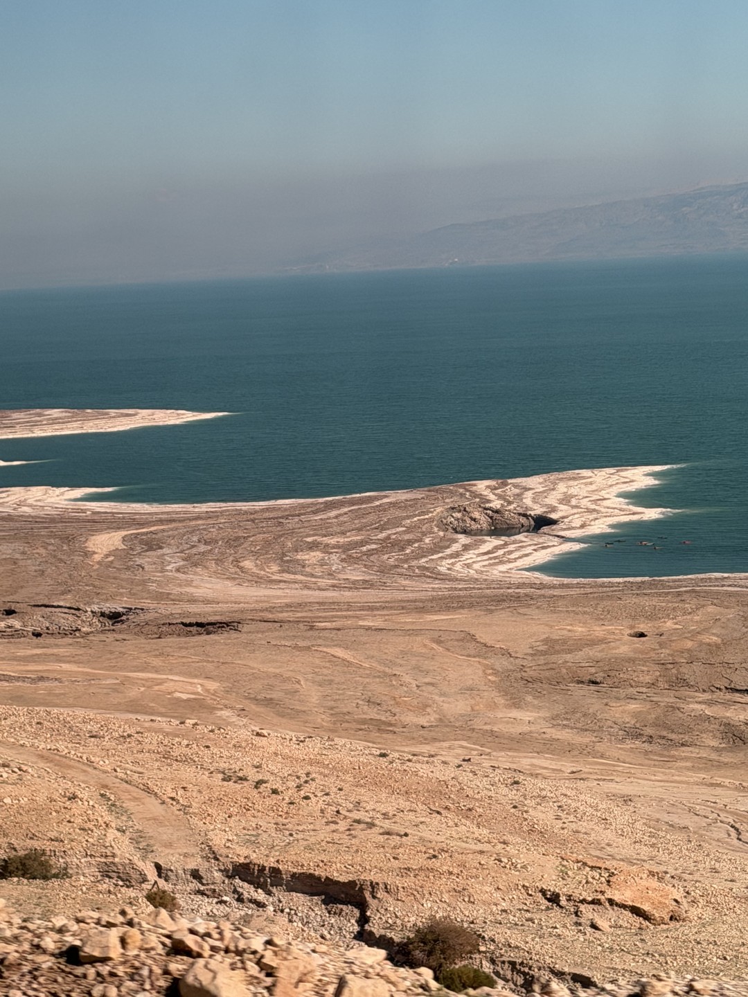 Отличная экскурсия, всем рекомендую. Организатор отвечает на все вопросы, сам приехал в отель, разъяснил все подробно