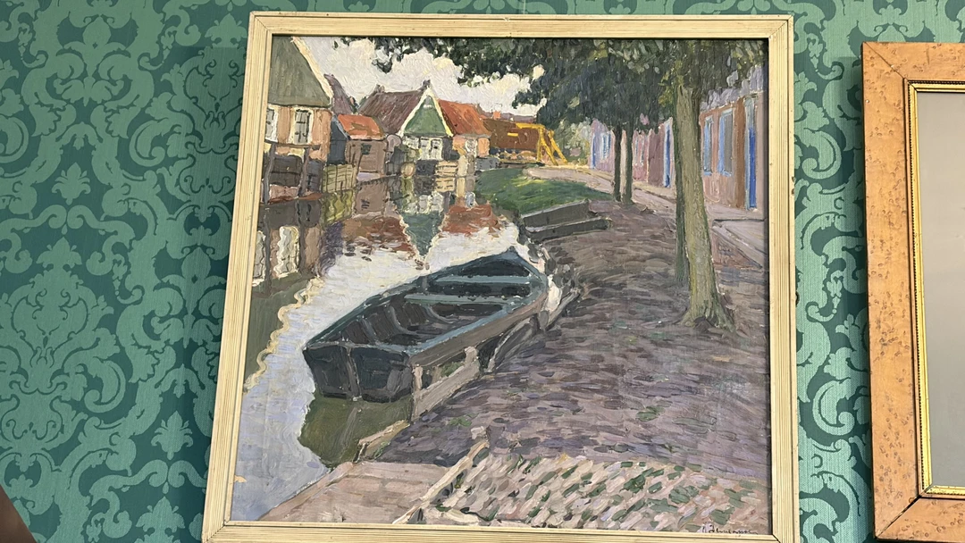 В гости к семье Бенуа: закрытая квартира и живая мелодия арфы (Марина)