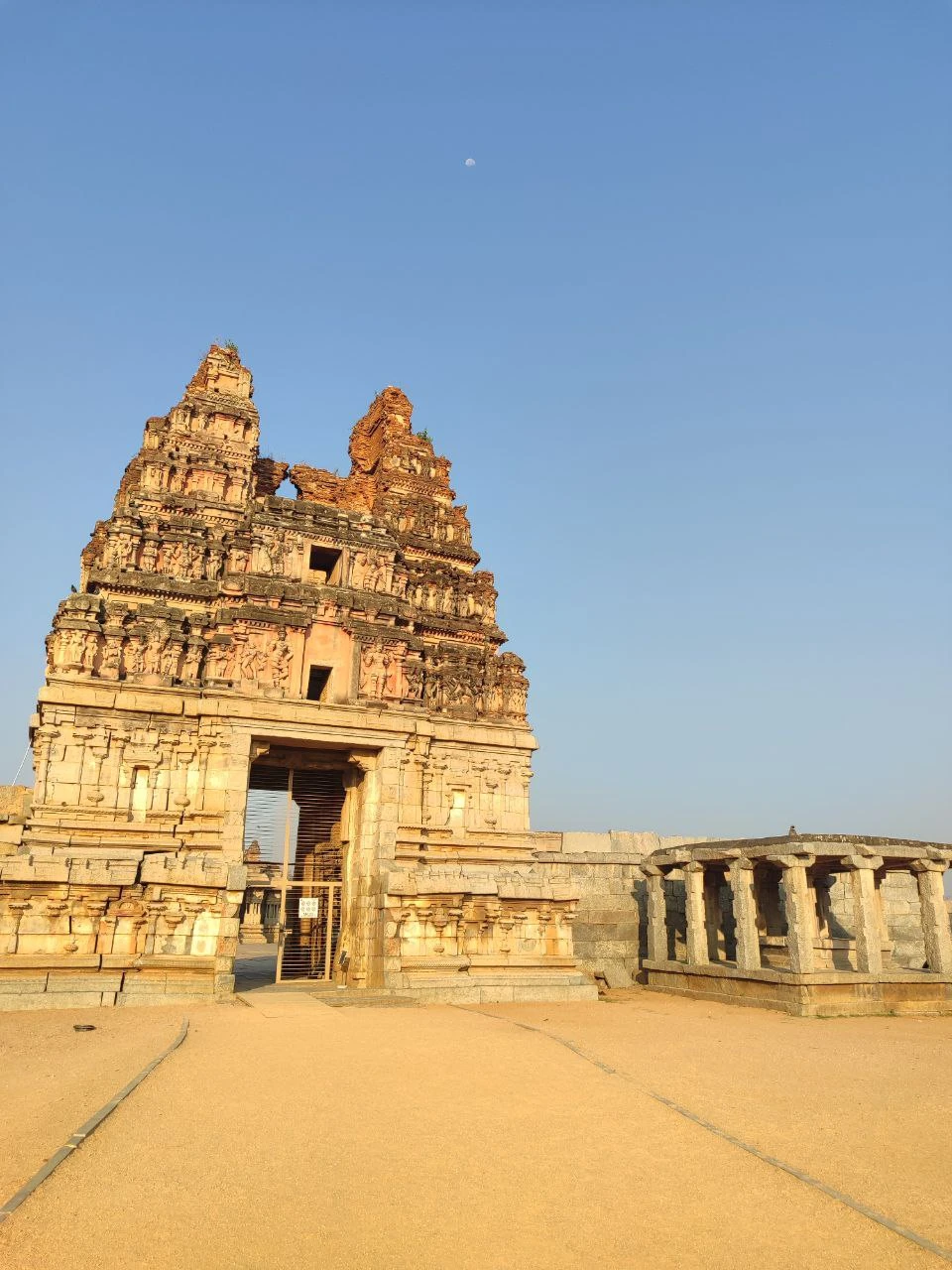 Экскурсия прошла замечательно и оставила незабываемые впечатления! Все посещенные места восхищают! Было очень увлекательно рассматривать исторические