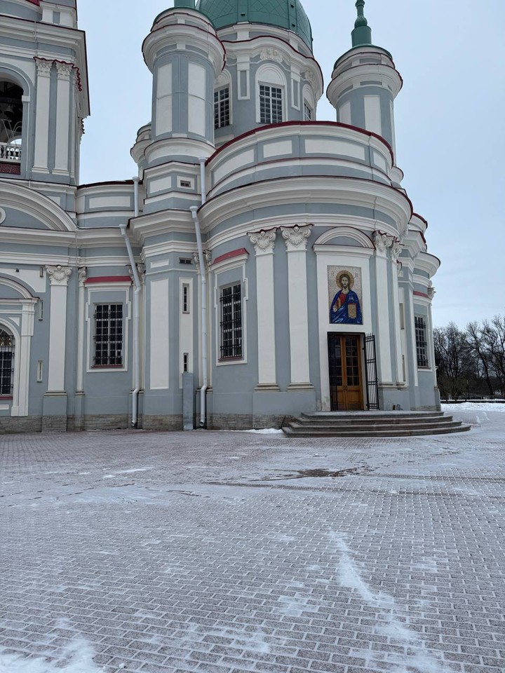 Экскурсия из Петербурга в Ивангород: крепость, нарвская рыба и маяк (Екатерина)