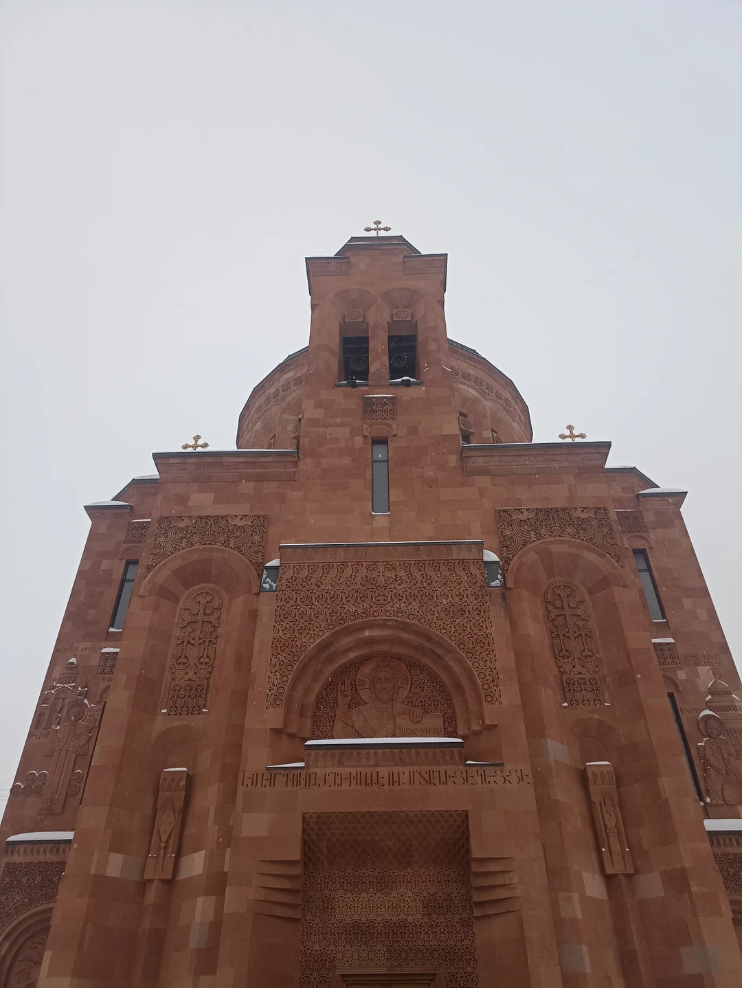 Были на экскурсии. Лекция очень понравилась. Она была посвящена, главным образом, истории Армянской церкви, а также вероучительным вопросам