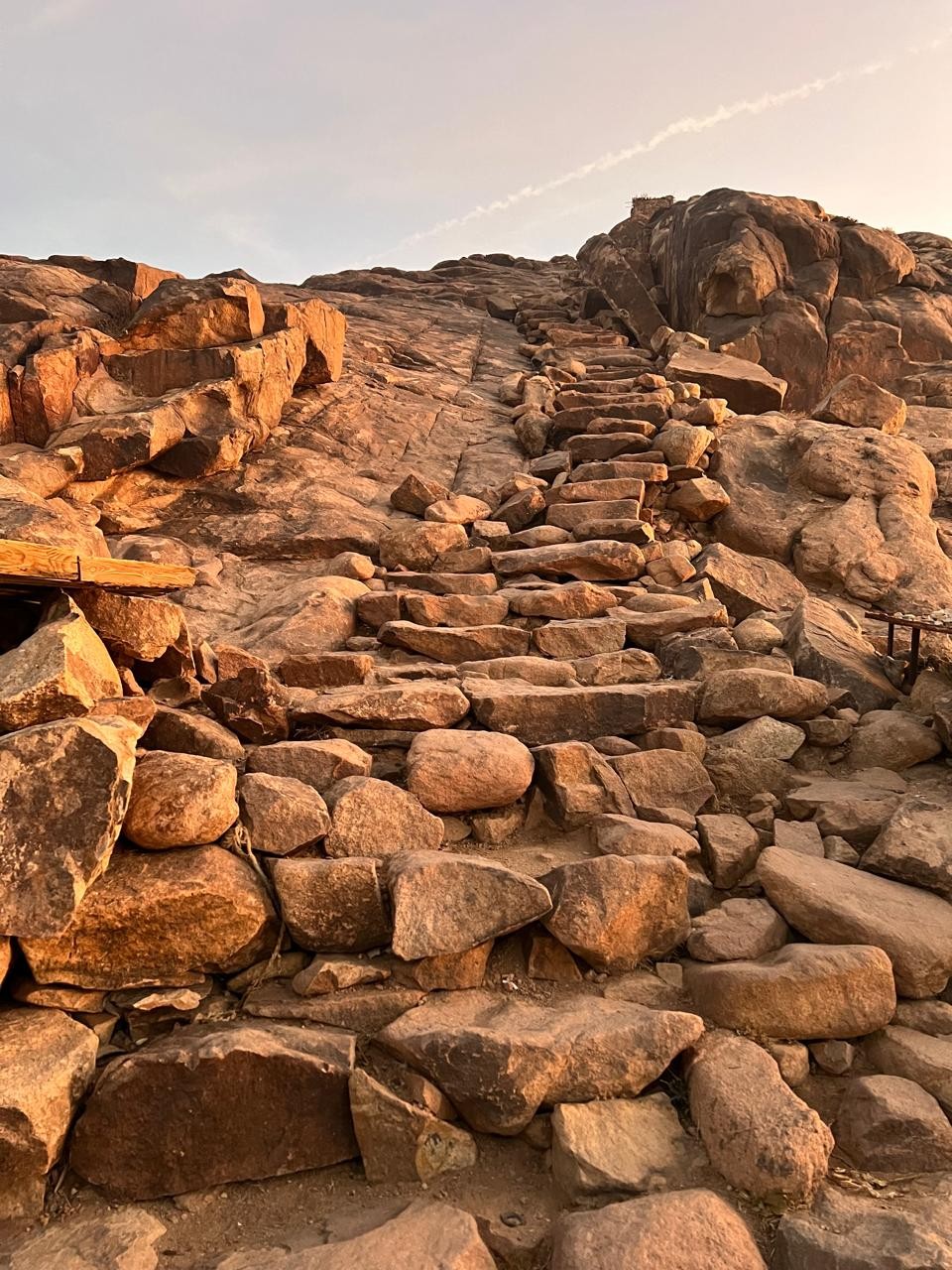 Спасибо за интересную экскурсию! Было очень удобно вначале, пока не устали, посетить Монастырь Св. Екатерины. И