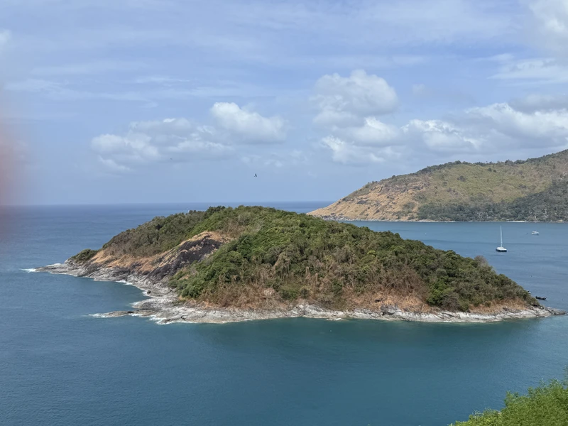 Мы провели прекрасный увлекательный день. Спасибо замечательному гиду и красивой девушке Анне-Глории за позитив и интересную
