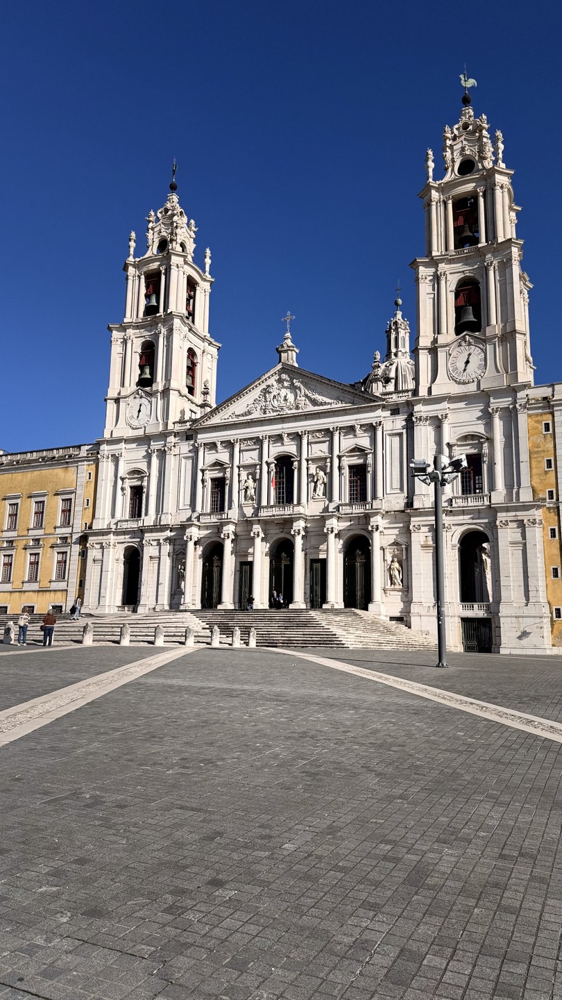 Это действительно - увидеть и полюбить! Я благодарна организаторам за это путешествие. Интересные рассказы об истории