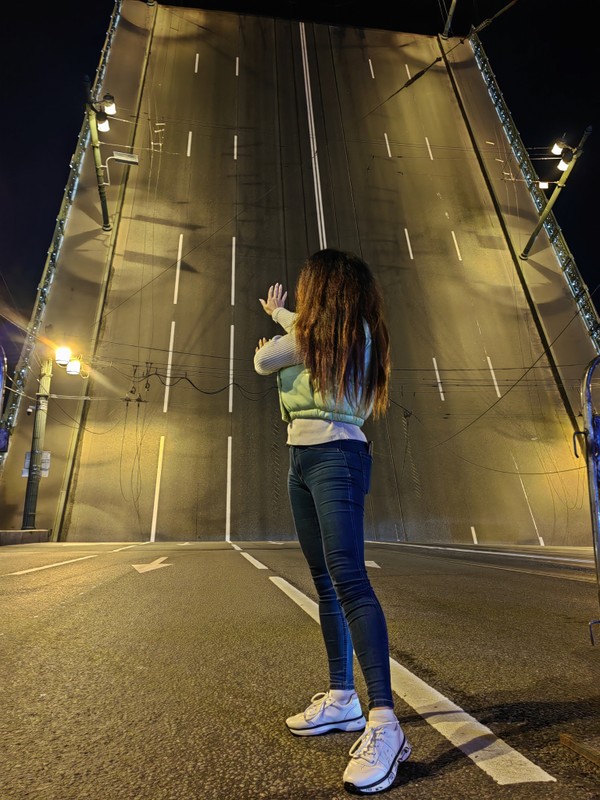 Виды Атмосферная прогулка по ночному Петербургу