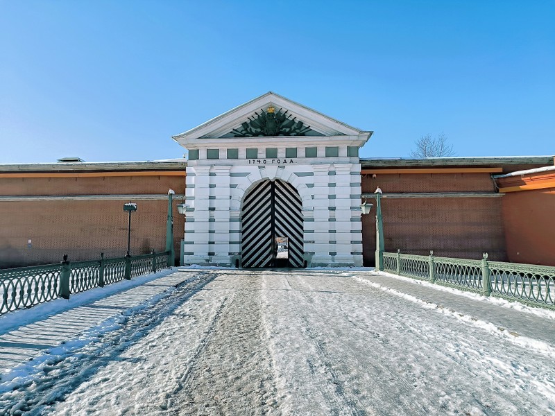 В самом сердце Петербурга: Петропавловская крепость и её загадки