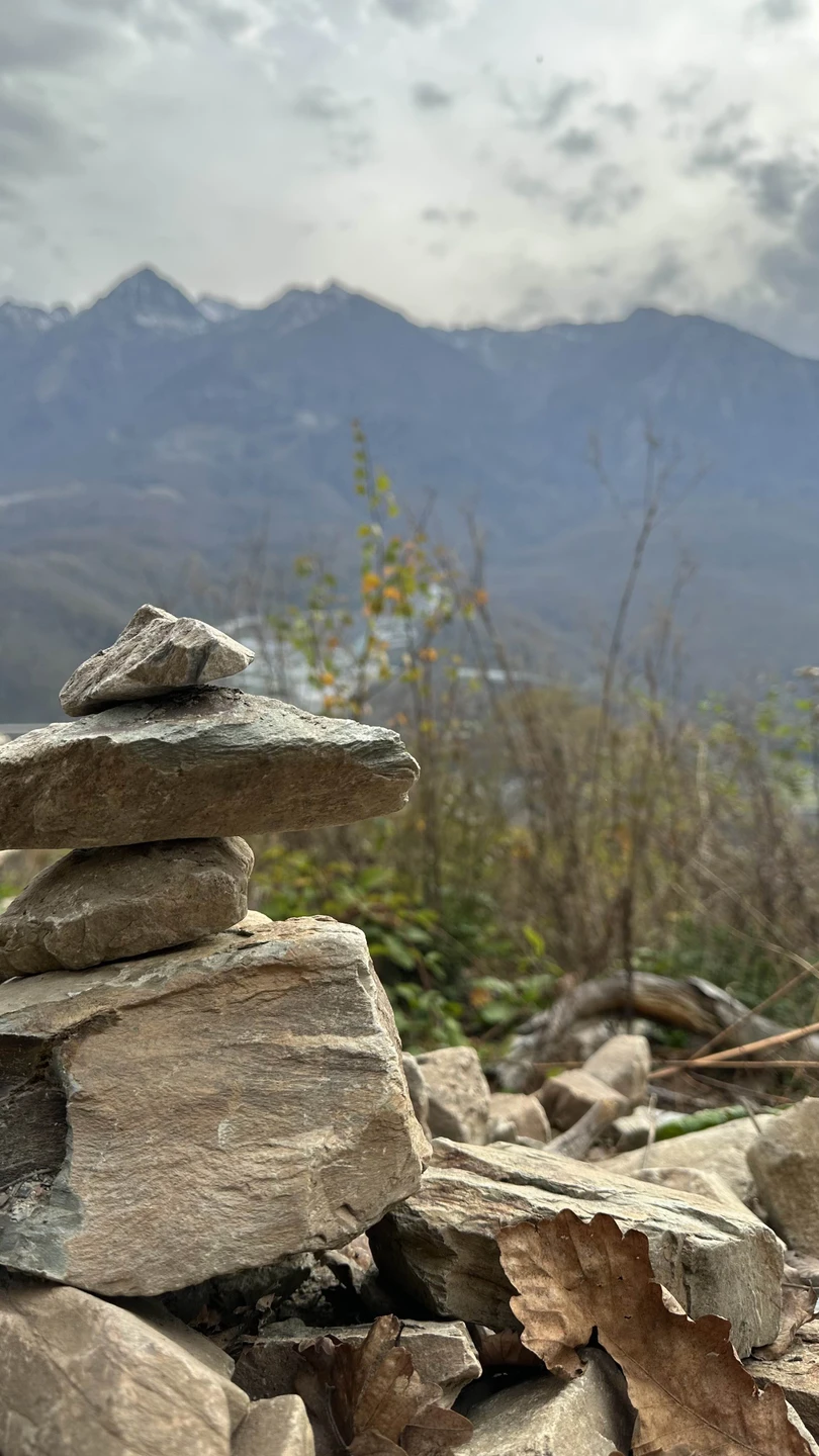 Отличная экскурсия на небольшую группу, уровень сложности маршрута средний, местами неподготовленным может быть сложно, но таких