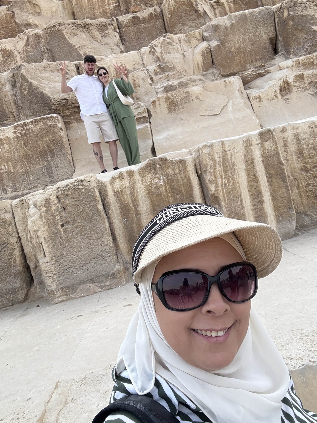 Поездка в Каир прошла отлично! Мы ехали в мини-группе всего из трёх человек, так что всё прошло максимально комфортно, без толпы и суеты